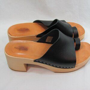 Swedish Hasbeens Black Toe Strap Wood Clog 39 Sandals US 9